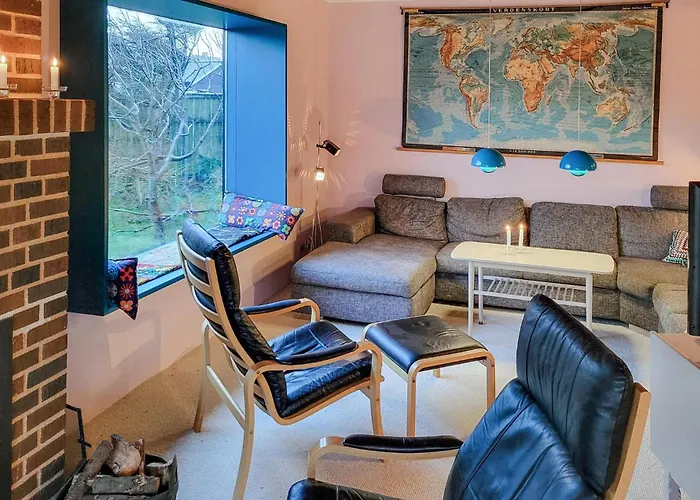 4 Bedroom Pet Friendly In 펜션 *